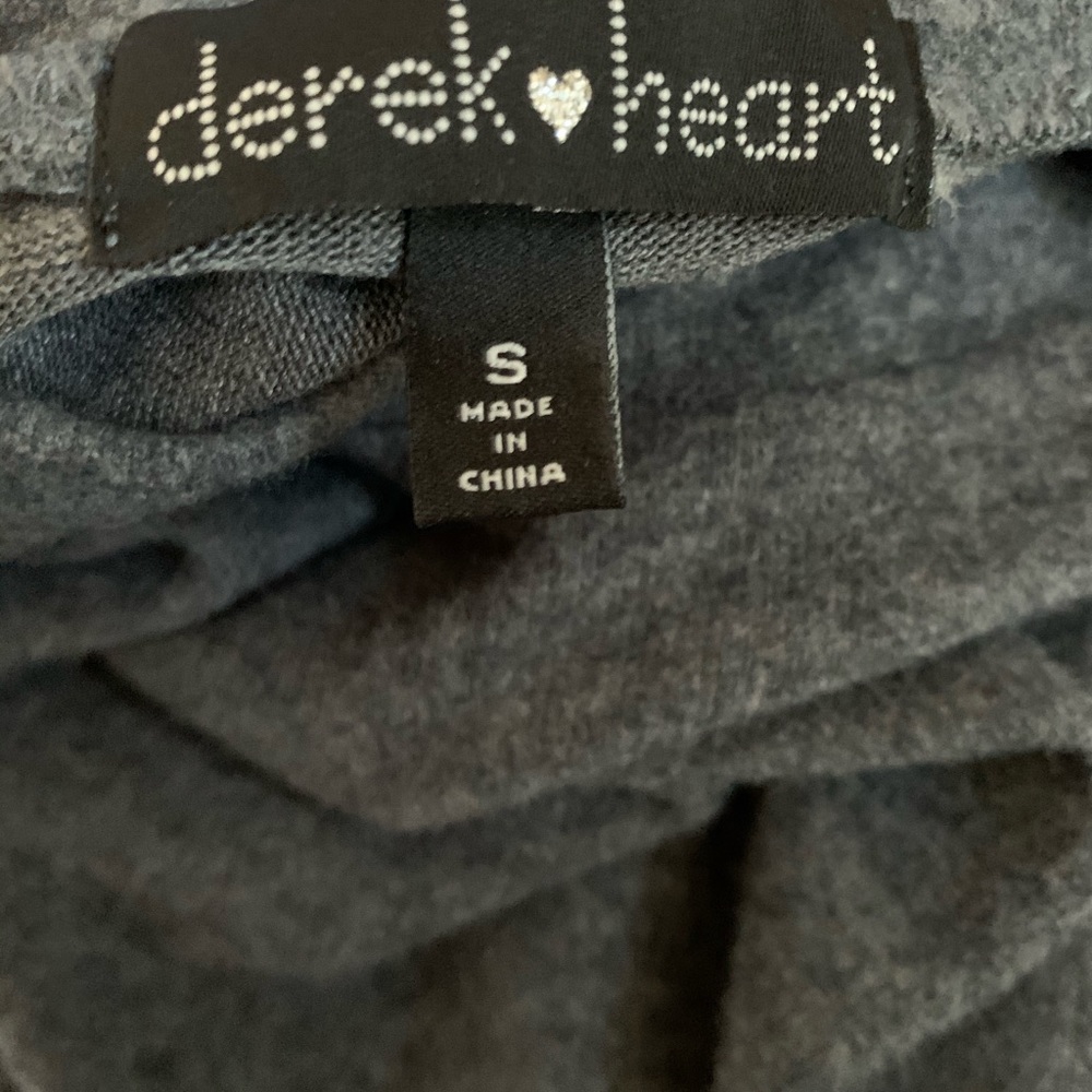 Derekheart Soft Bodycon Dress - Picture 2 of 3